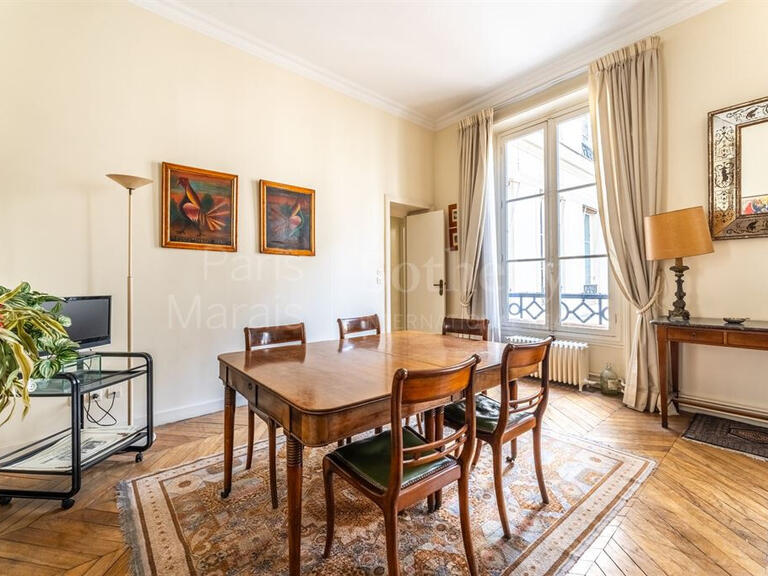 Sale Apartment Paris 1er - 2 bedrooms