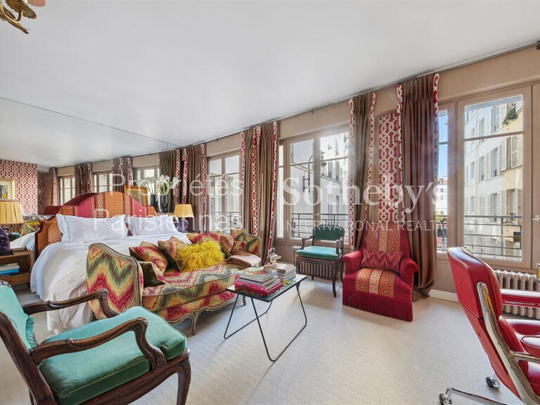 Apartment Paris 1er - 2 bedrooms - 134m²