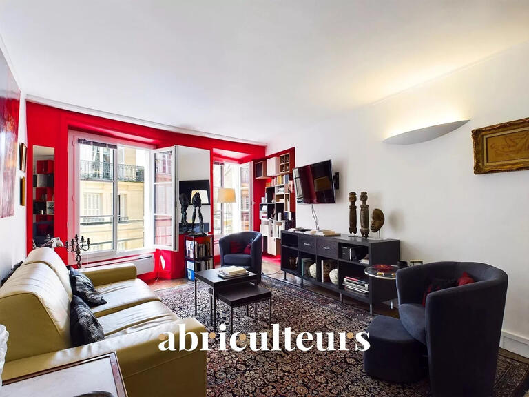 Sale Apartment Paris 1er - 1 bedroom