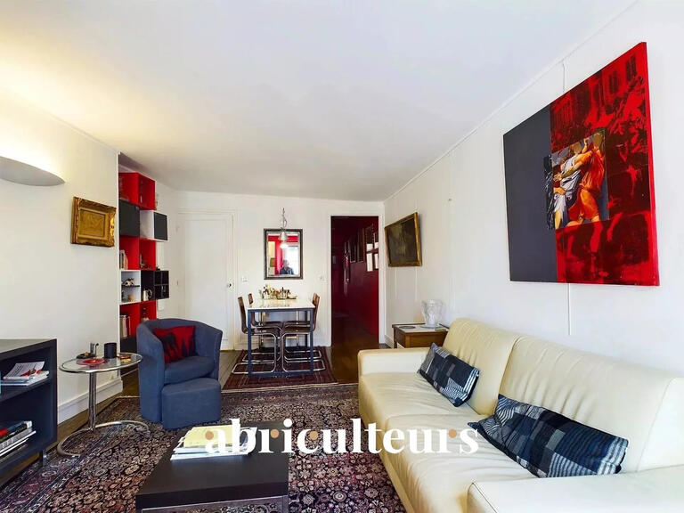 Appartement Paris 1er - 1 chambre - 56m²