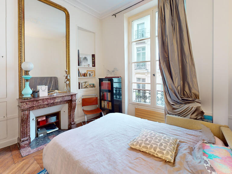 Apartment Paris 1er - 78m²