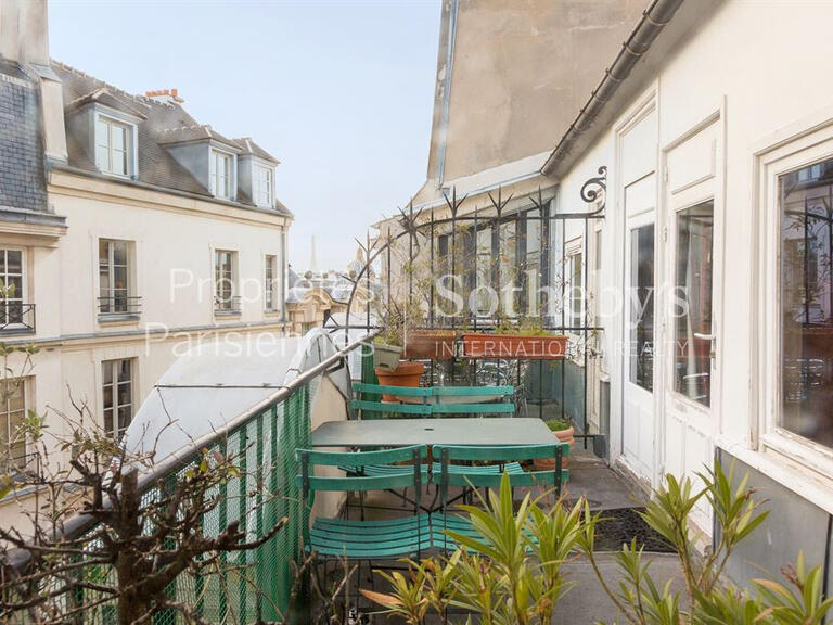 Appartement Paris 1er - 2 chambres - 69m²