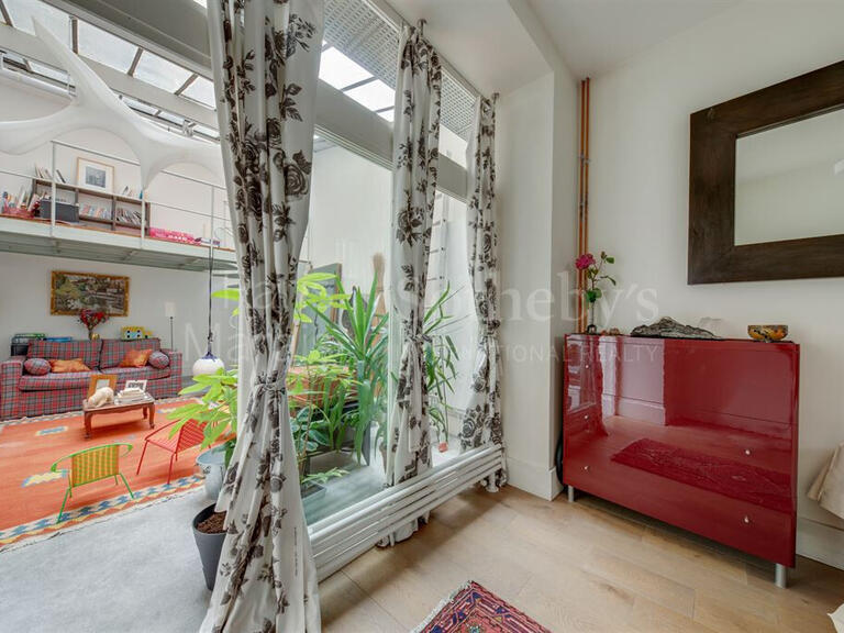 Sale Apartment Paris 20e - 2 bedrooms