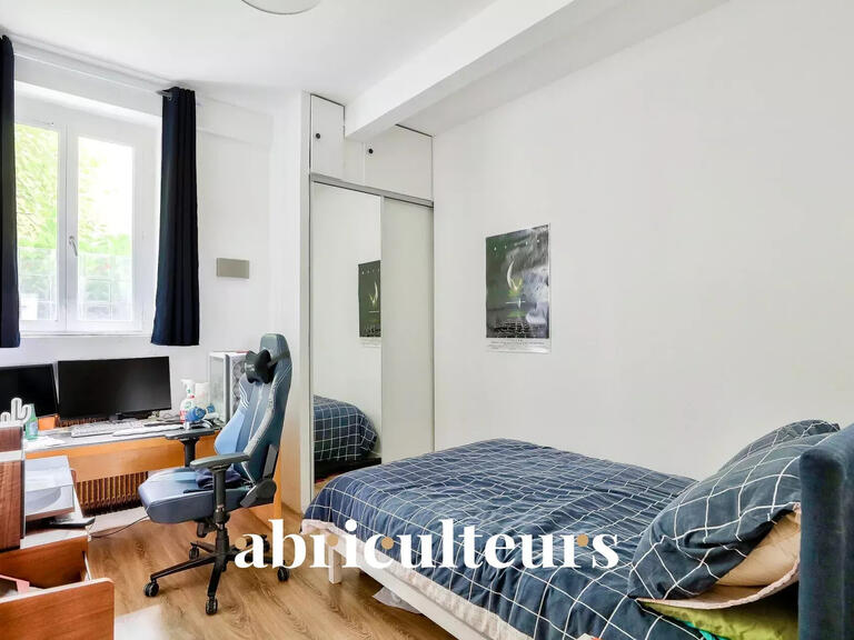 Appartement Paris 20e - 5 chambres - 234m²