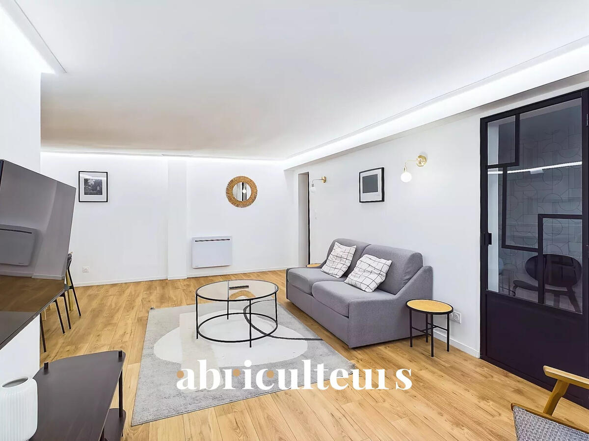 Apartment Paris 2e