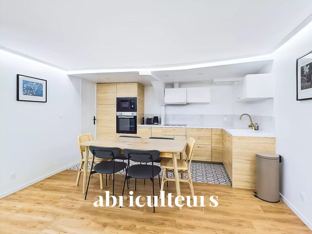 Apartment Paris 2e