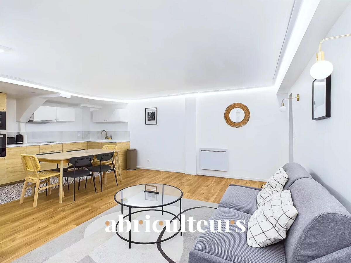 Apartment Paris 2e