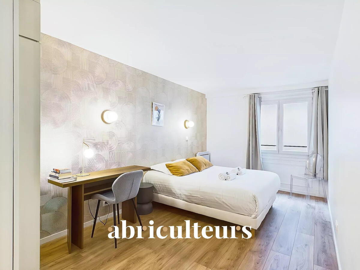 Apartment Paris 2e