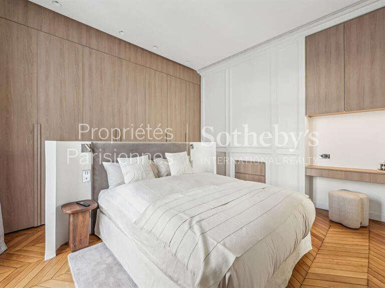 Appartement Paris 2e - 1 chambre - 70m²