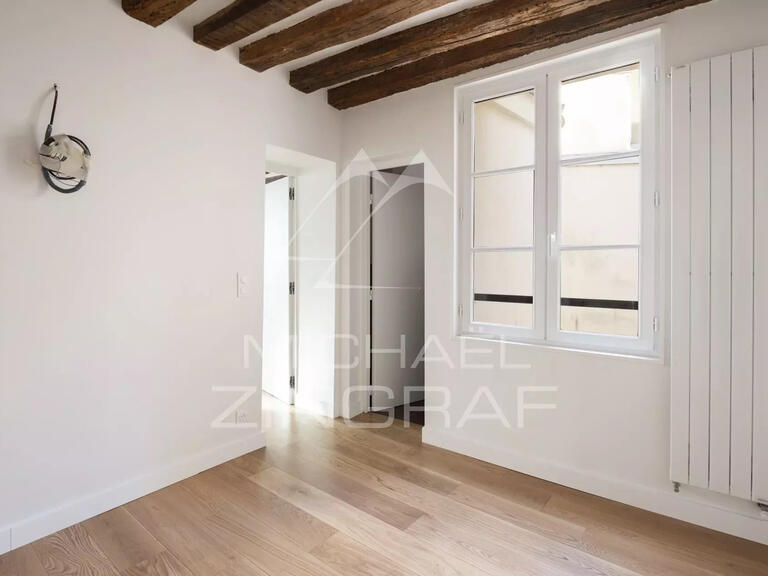 Appartement Paris 3e - 2 chambres - 99m²