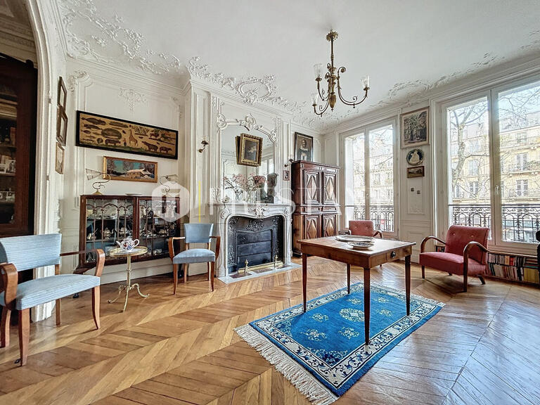 Apartment Paris 3e - 4 bedrooms - 142m²