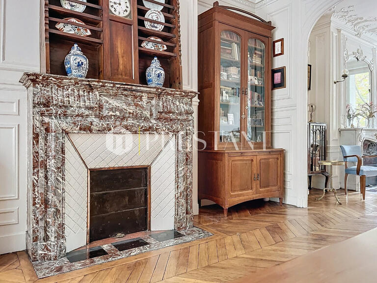 Apartment Paris 3e - 4 bedrooms - 142m²