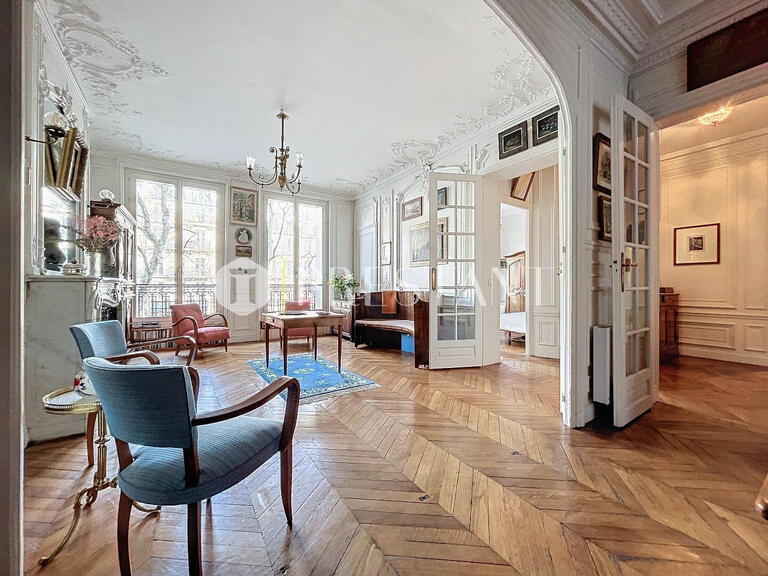 Apartment Paris 3e - 4 bedrooms - 142m²