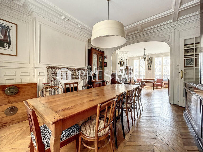 Apartment Paris 3e - 4 bedrooms - 142m²