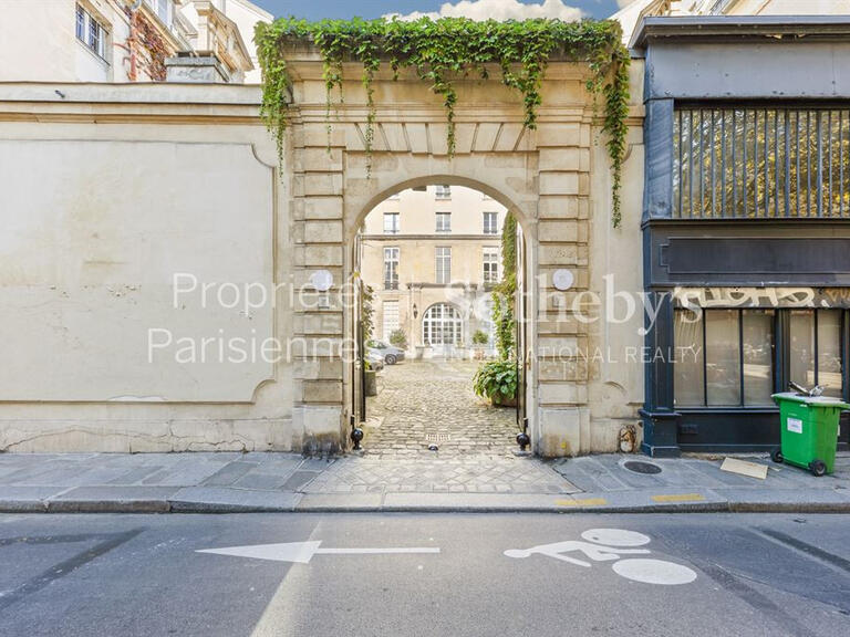 Apartment Paris 3e - 1 bedroom - 81m²