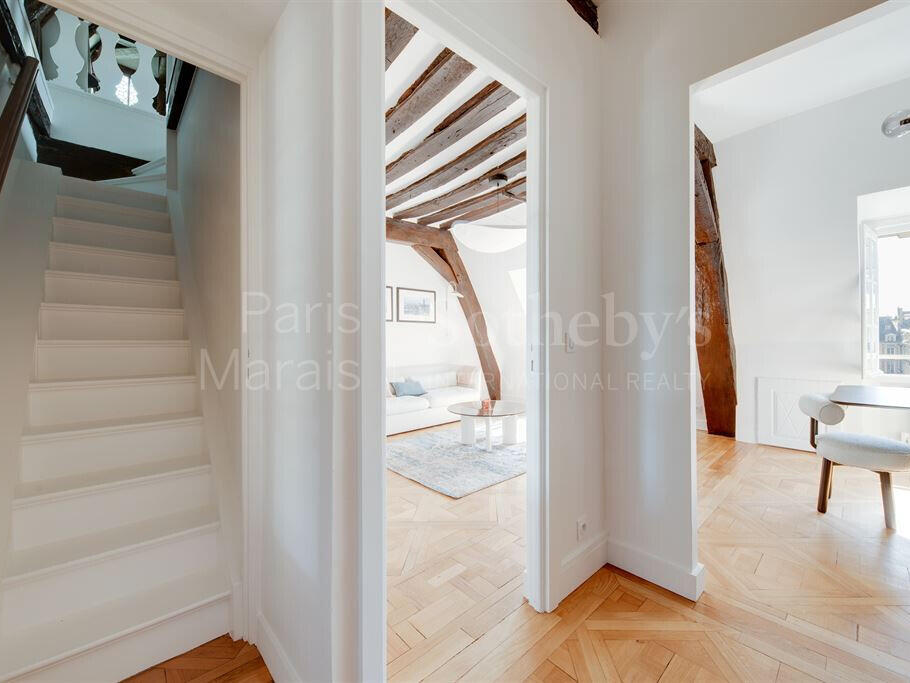 Apartment Paris 4e