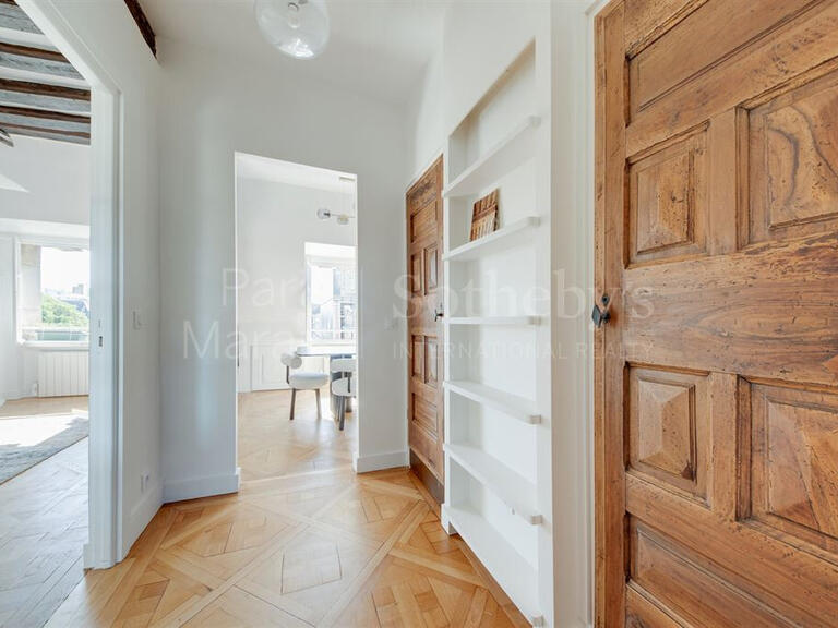 Appartement Paris 4e - 2 chambres - 87m²