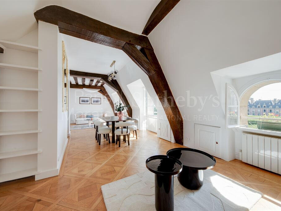 Apartment Paris 4e