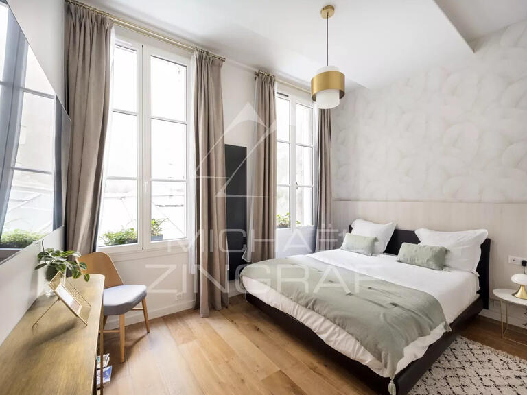 Appartement Paris 4e - 2 chambres - 66m²