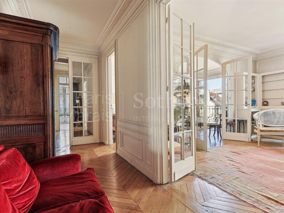 Apartment Paris 4e