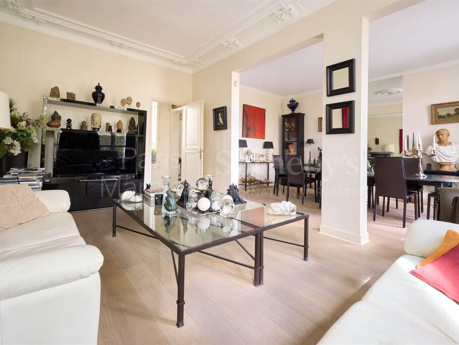 Apartment Paris 4e