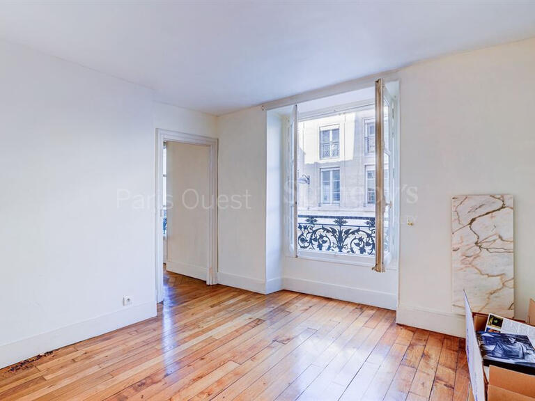 Sale Apartment Paris 6e - 3 bedrooms