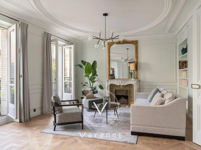 Apartment Paris 6e - 3 bedrooms - 139m²