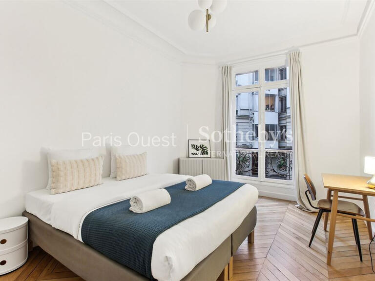 Appartement Paris 6e - 4 chambres - 205m²