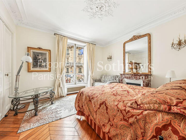 Appartement Paris 6e - 3 chambres - 139m²