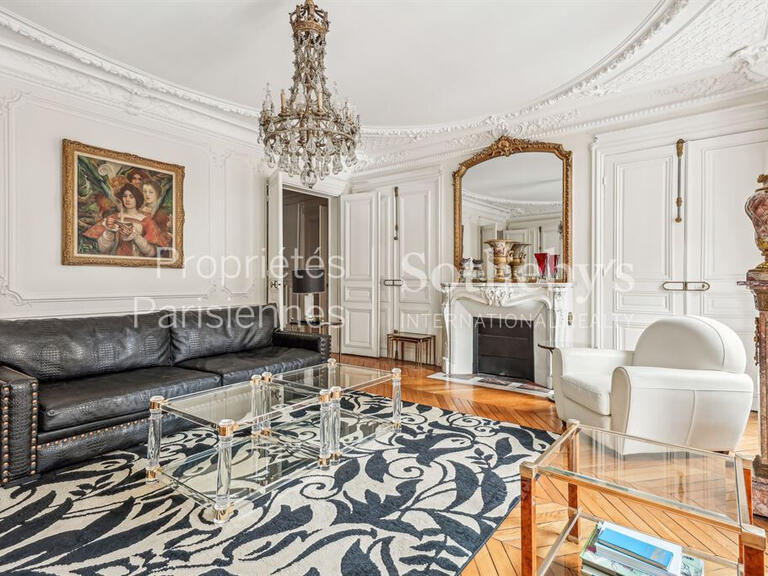 Appartement Paris 6e - 3 chambres - 139m²