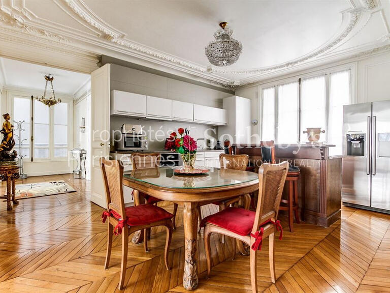 Apartment Paris 6e - 3 bedrooms - 139m²