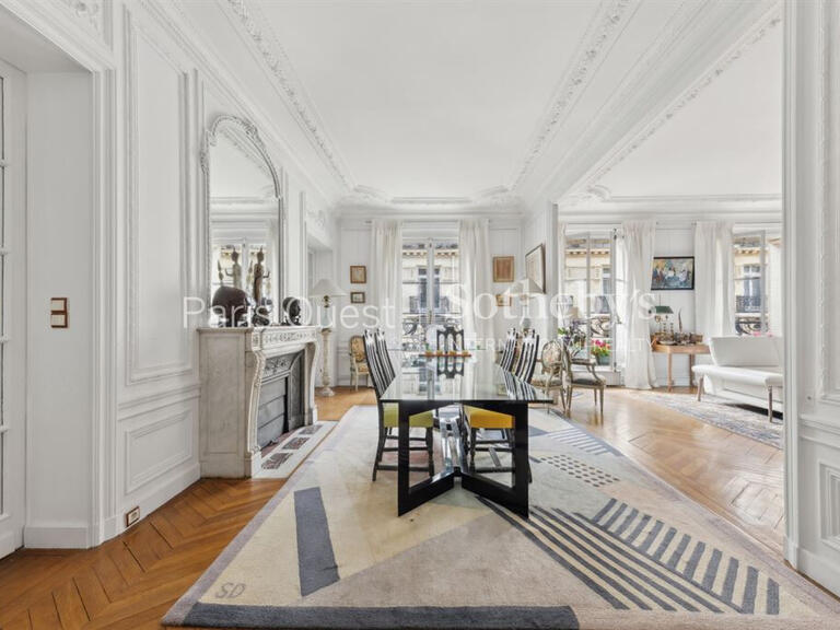 Apartment Paris - 3 bedrooms - 243m²