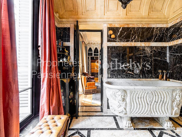 Sale Apartment Paris 7e - 3 bedrooms