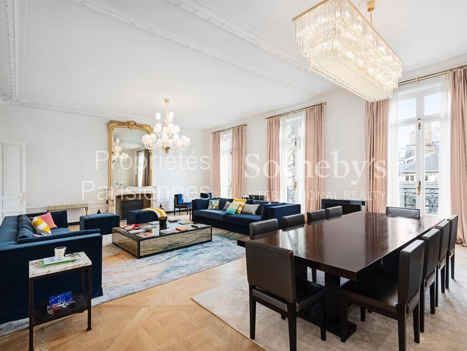 Apartment Paris 7e