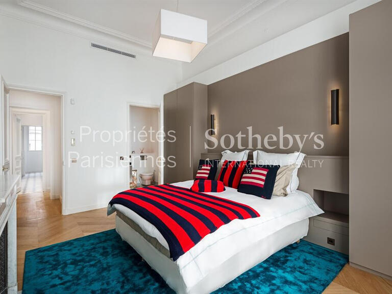 Apartment Paris 7e - 3 bedrooms - 331m²