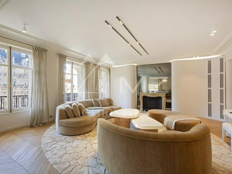 Apartment Paris 7e - 3 bedrooms - 191m²