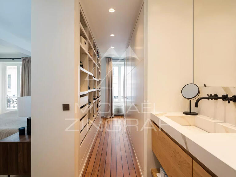 Apartment Paris 7e - 2 bedrooms - 140m²