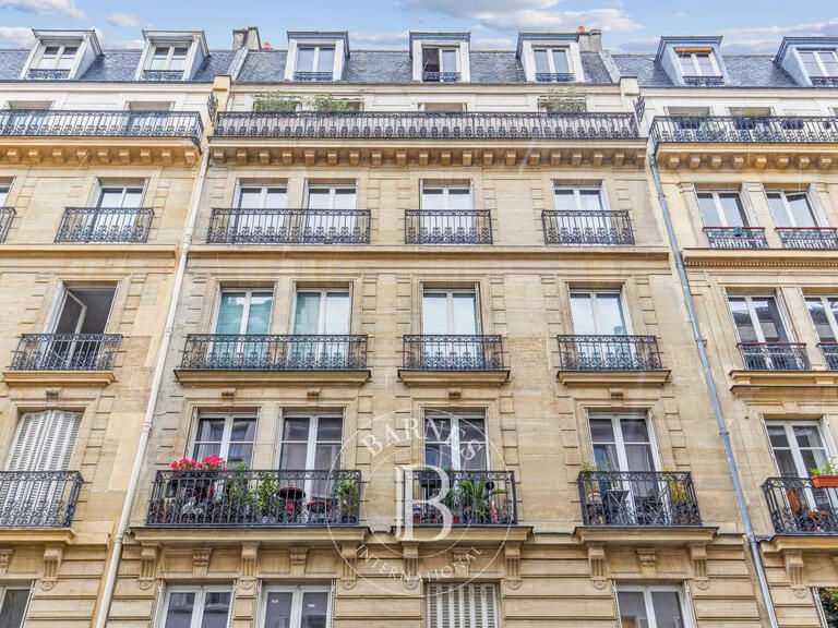 Sale Apartment Paris 7e - 1 bedroom