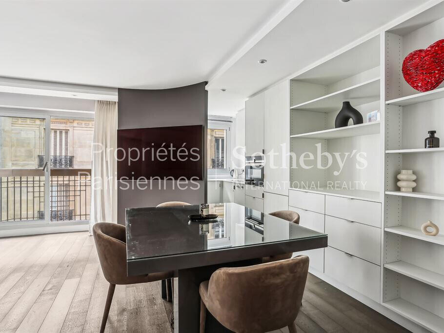 Apartment Paris 7e