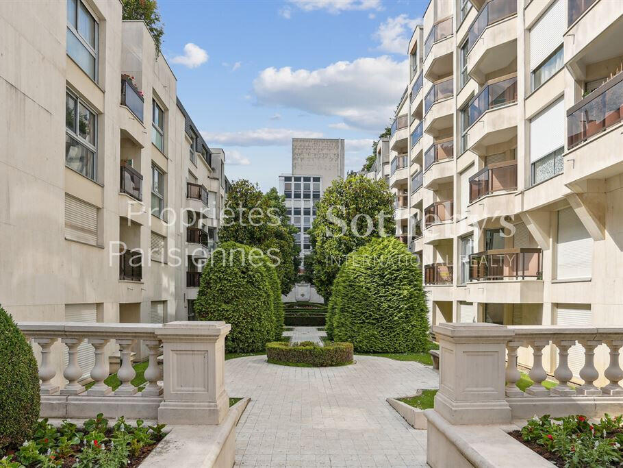 Apartment Paris 7e