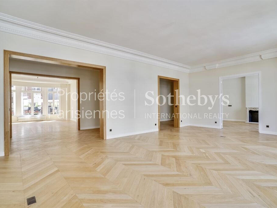 Apartment Paris 7e