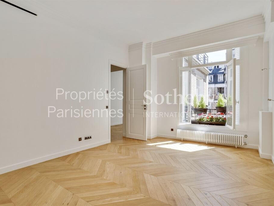 Apartment Paris 7e