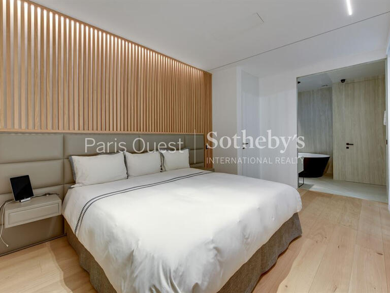 Sale Apartment Paris 7e - 2 bedrooms