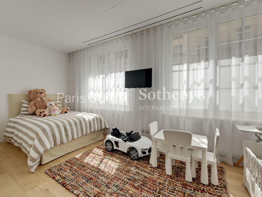 Apartment Paris 7e