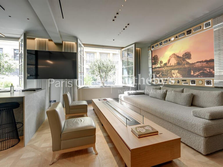 Sale Apartment Paris 7e - 2 bedrooms