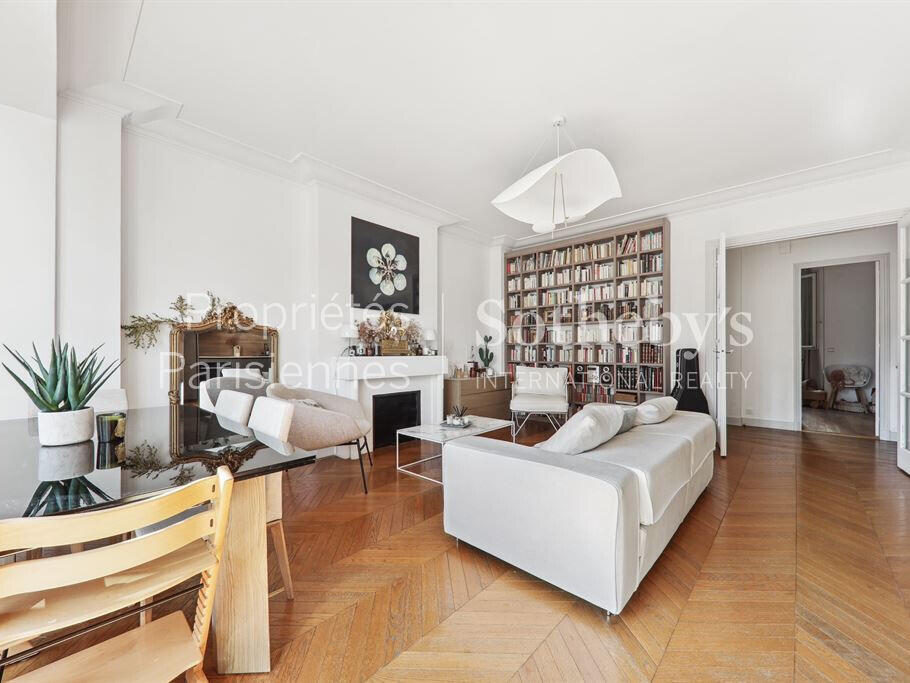 Apartment Paris 7e