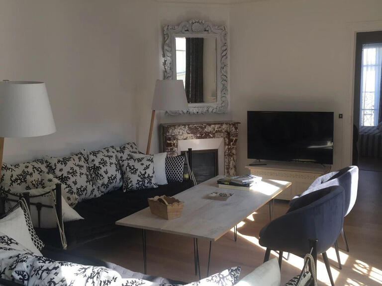 Appartement Paris 7e - 3 chambres