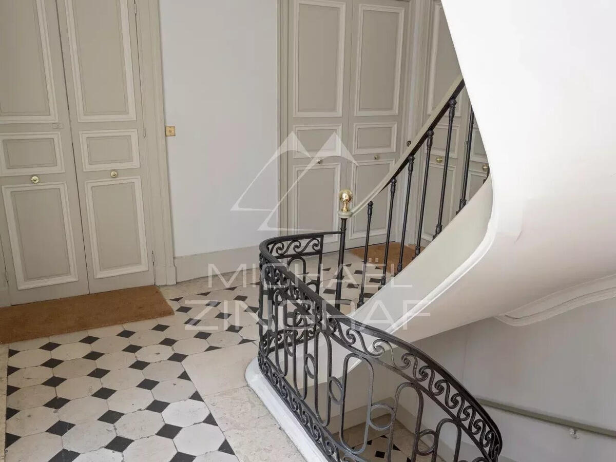 Apartment Paris 7e