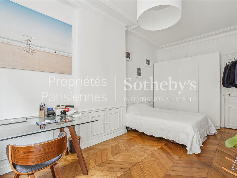 Apartment Paris 7e