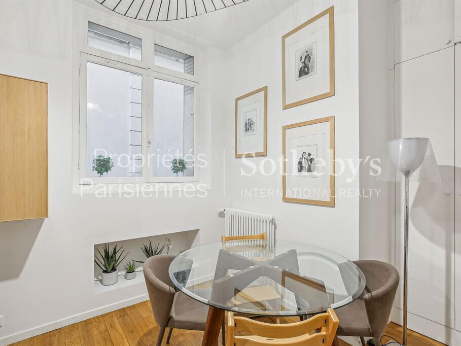 Apartment Paris 7e